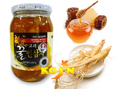 韓国産の新鮮な人参と蜂蜜