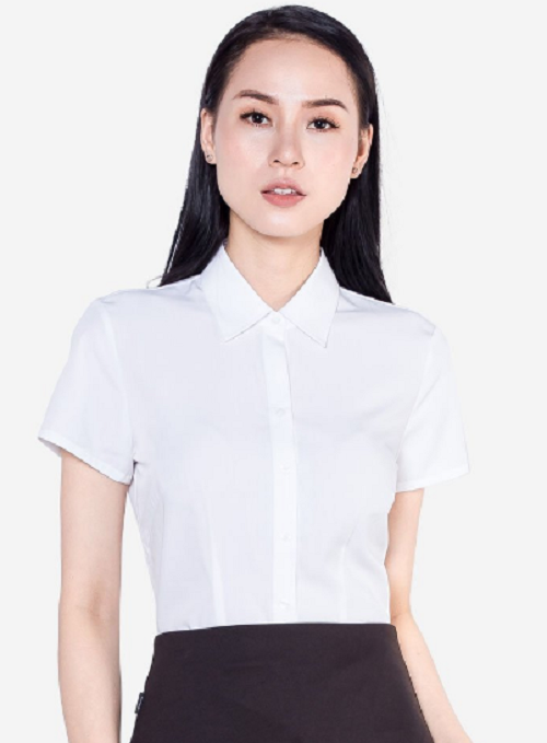 女性用の半袖シャツ