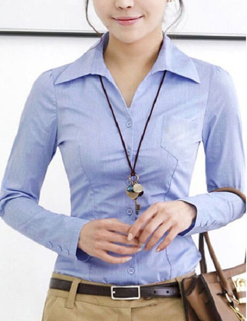 女性用の制服シャツ