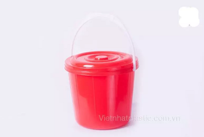 10L 赤いバケツ