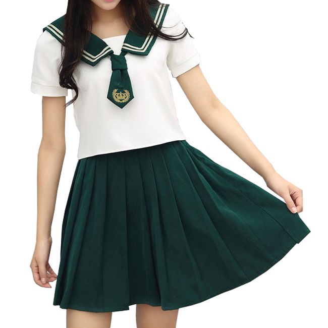 日本のスタイルの制服