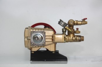 車洗浄機器